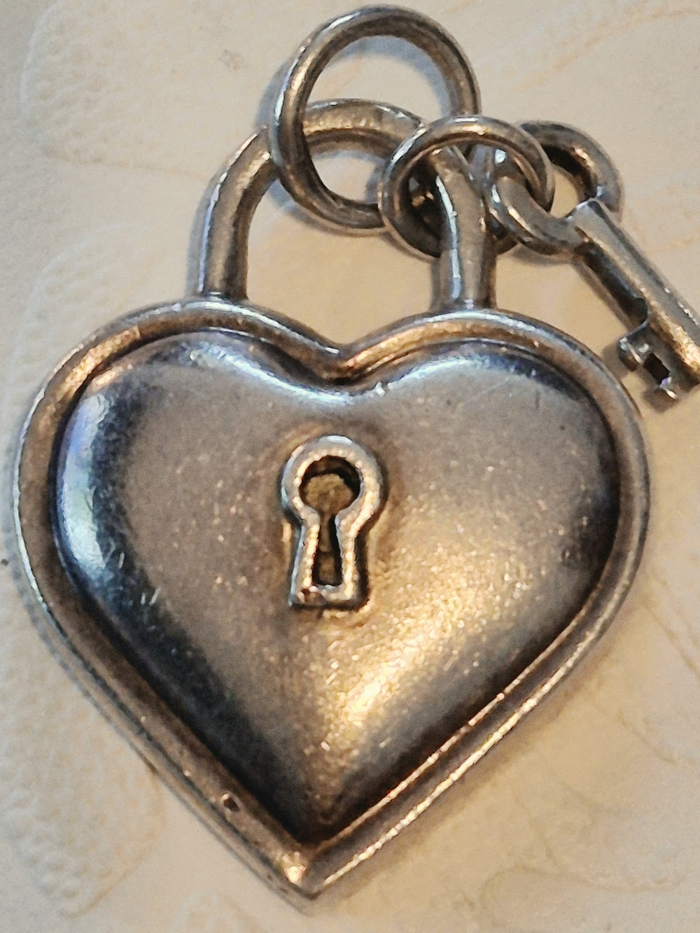 Tiffany & Co. Large 1994 Sterling Silver Heart Padlock & Key Pendant ✨️